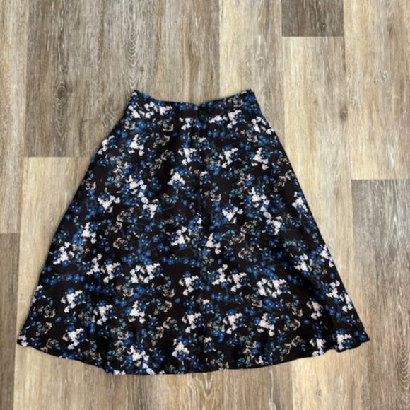 J. Crew Collection A-line Silk Floral Skirt with Pockets - Size 00 - Picture 4 of 5
